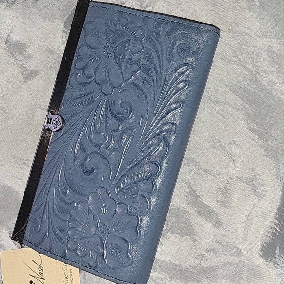 Patricia Nash Cauchy Tooled Wallet Clutch Blue Fog. ML